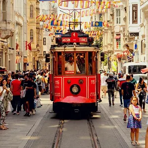 Taksim Leon's Стамбул